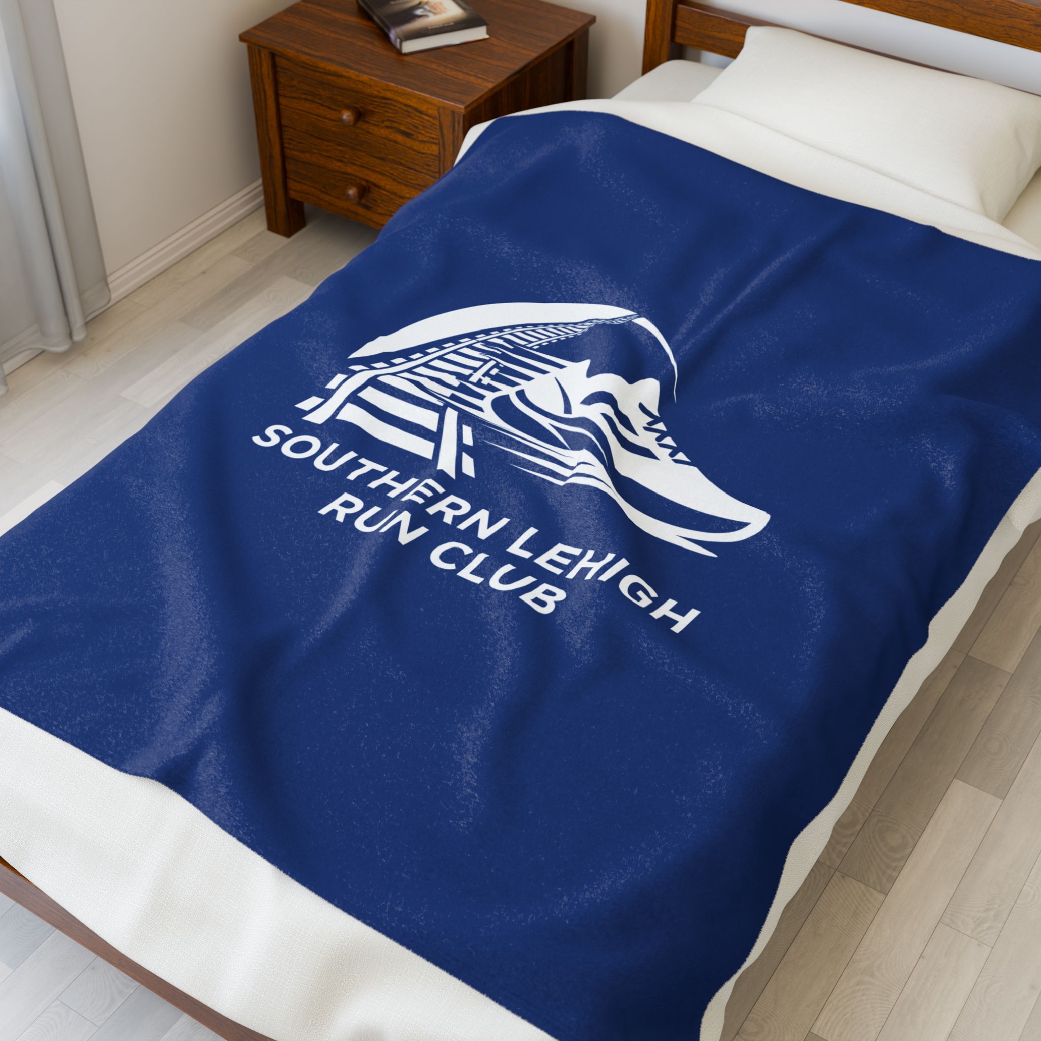 SLRC Velveteen Plush Blanket – Cozy Running Team Throw